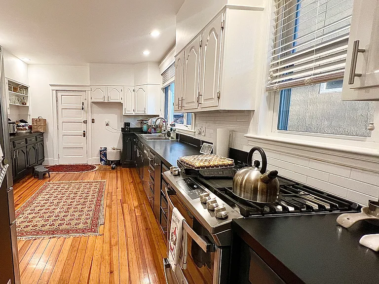 189 Rawson Rd #1 — Photo 2