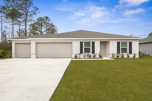 8 Sedgefield Path N Photo 1