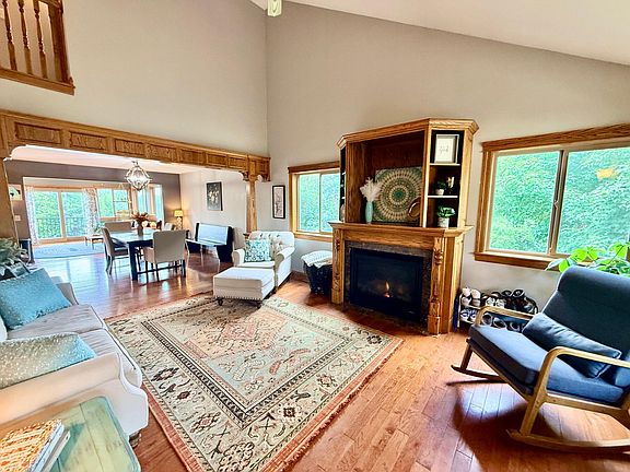 4th image of 106 Ridge Rd