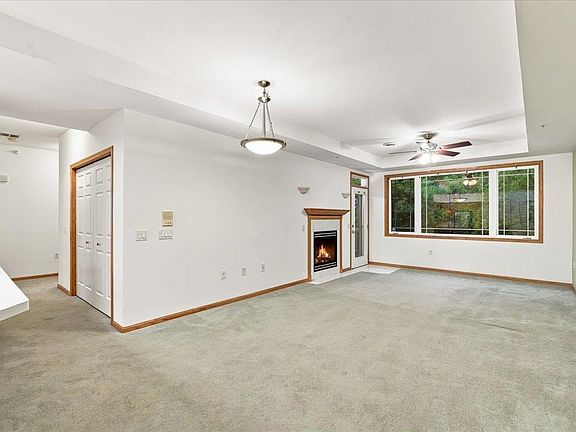 2nd image of 3001 Stratton Way APT 206