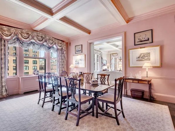 555 Park Avenue 9E image 3 of 10