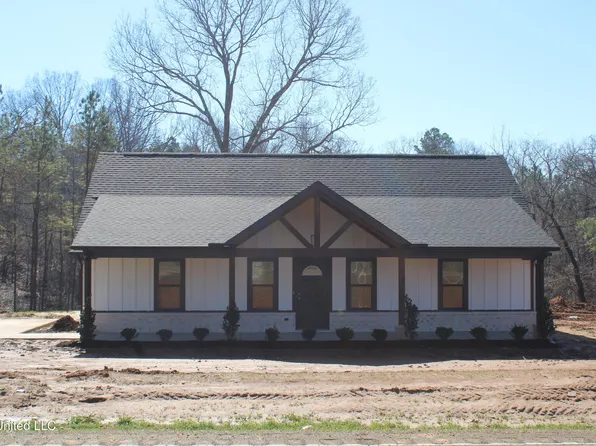 3775 Hernando Rd, Holly Springs, MS 38635