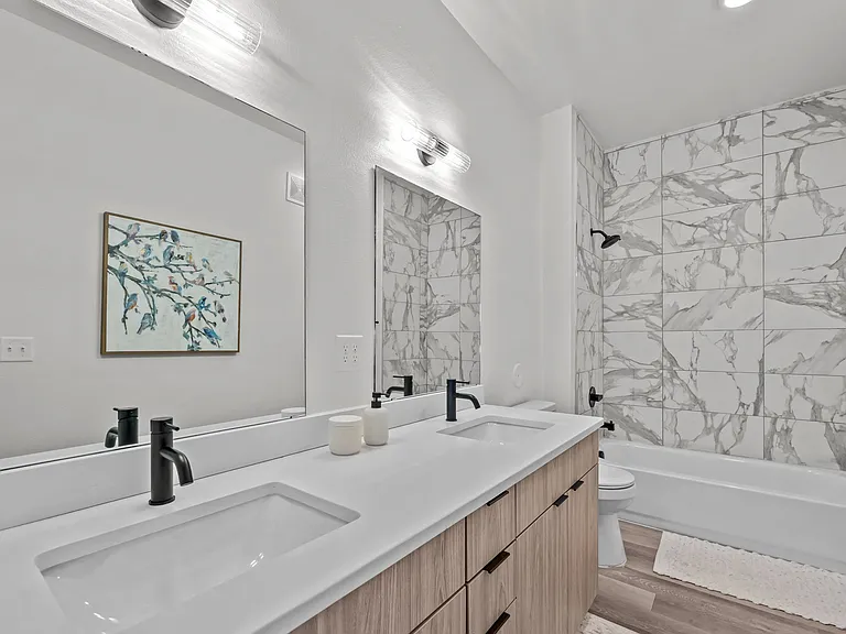 Desert Commons East — Photo 10