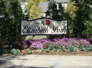 354 Essex Ct, Wood Dale, IL 60191