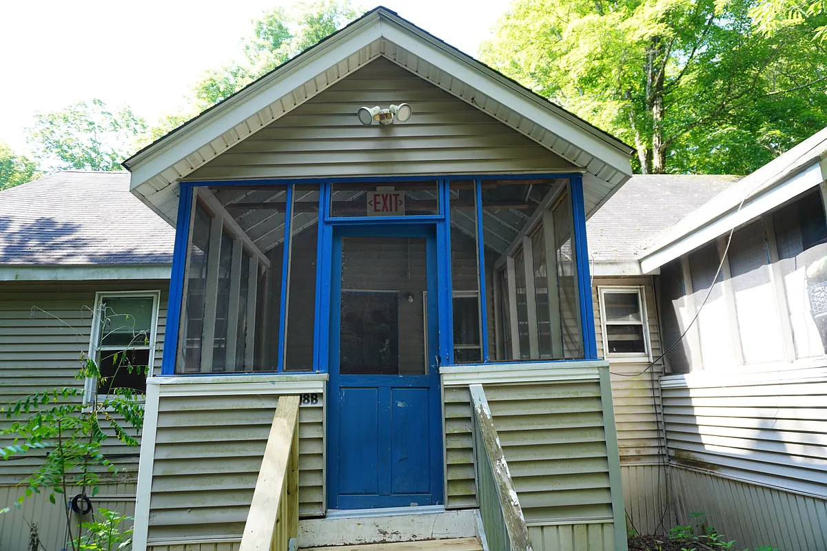 Building Photo - 18 Miller Hill Rd #B