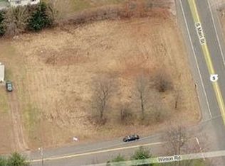 2 Winton Rd, East Windsor, CT 06088