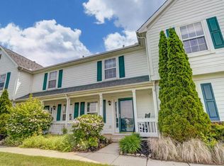 6329 Lakeview Dr E, Grove City, OH