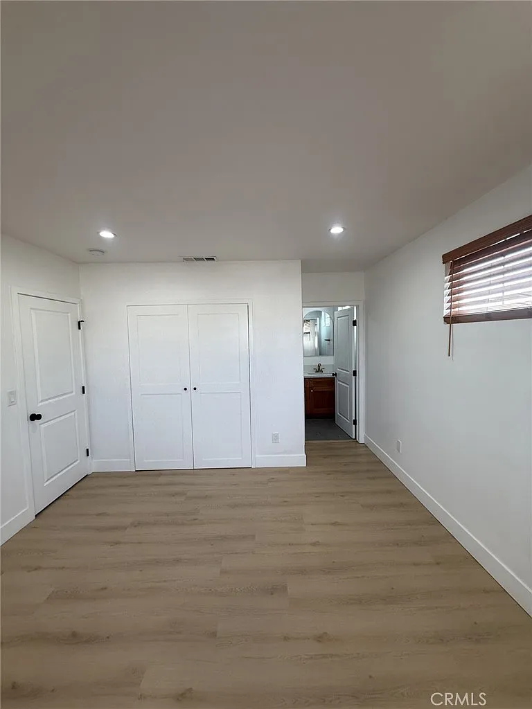 2 bed, 2.5 bath, 1174 sqft, $3,000 — Photo 3