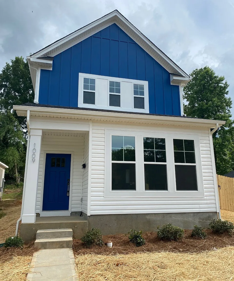 1009 Justice Avenue - 1 — Photo 1