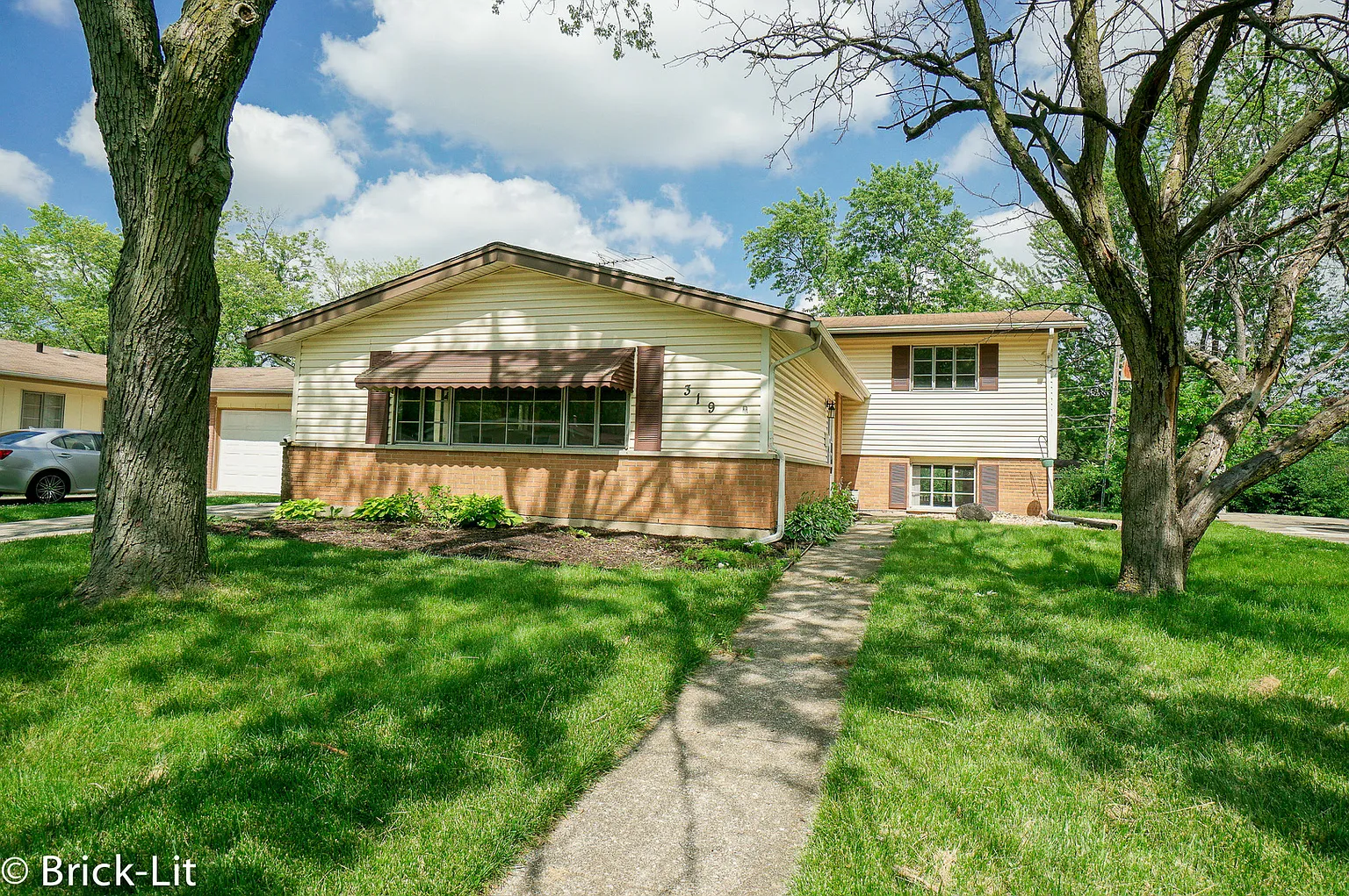 319 Springfield St photo 1