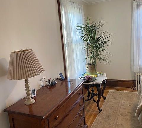 4th image of 264 Washington St #1