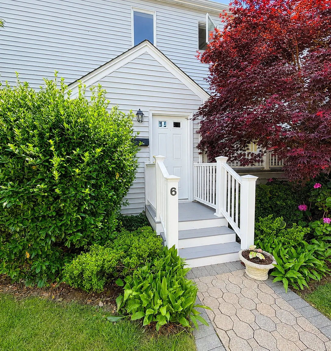 Cornell Pl, Rye — Photo 1