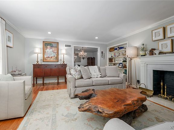 4th image of 8 Sycamore Ln
