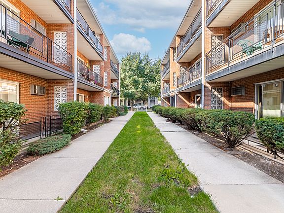 2nd image of 6255 S Mason Ave APT 2D