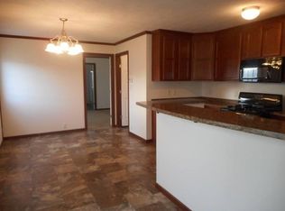 332 Sunset Ct, Batavia, OH 45103