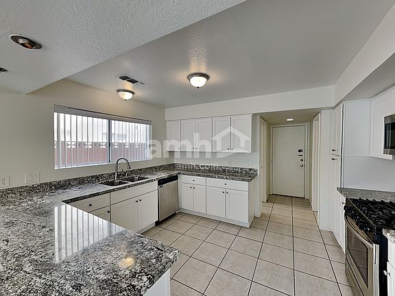 3rd image of 305 Clifton Heights Dr