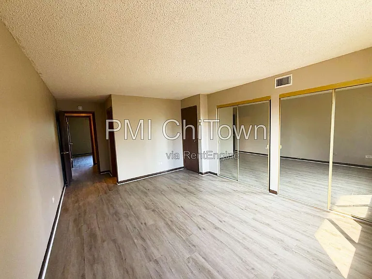 1472 Carol Ct #2A — Photo 7