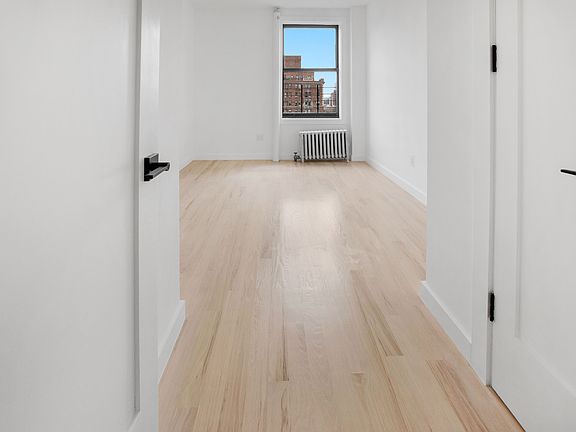 3rd image of 945 W End Ave APT 12A