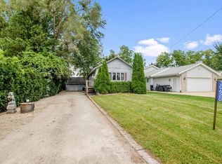 30620 76th St, Salem, WI 53168