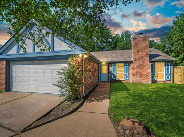 12011 Roan Dr, Houston, TX 77065
