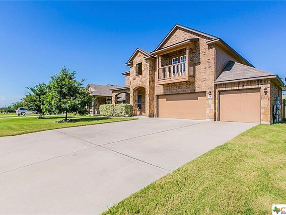 2nd image of 1118 Garden Green Dr