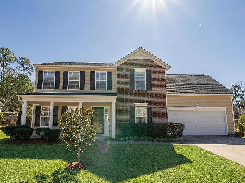 1st image of 13 Willow Tree Dr