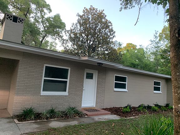 2nd image of 2002 NW 37th Blvd