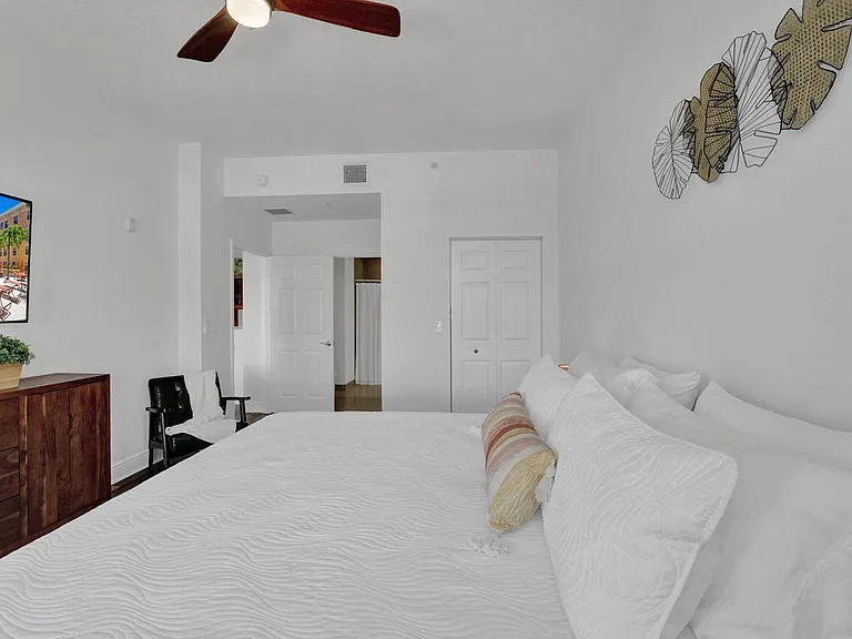 511 Lucerne Ave #613 — Photo 24