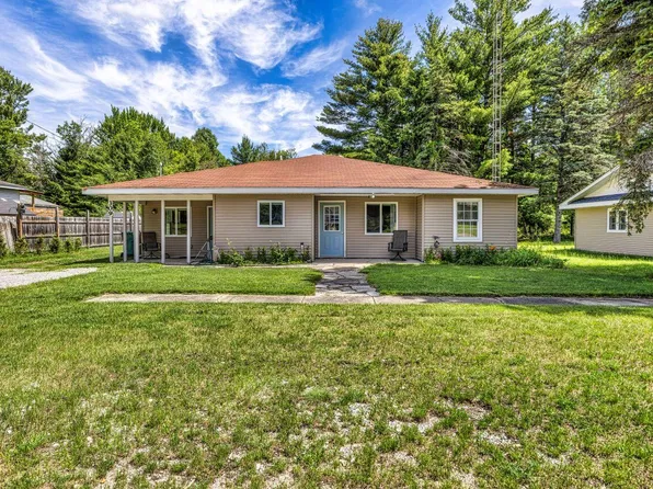 309 S Main St, Roscommon, MI 48653