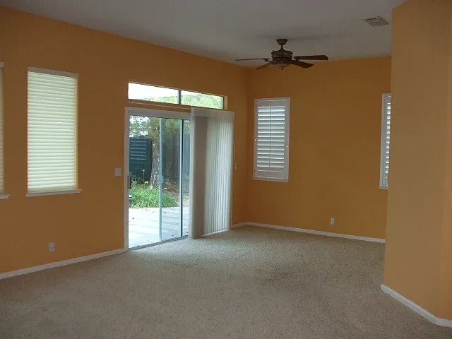 1033 Halidon Way — Photo 2