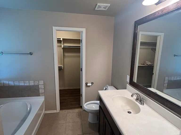 18509 Agua Dr — Photo 12