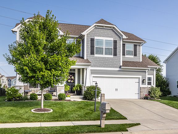 3rd image of 6318 Sugar Maple Dr