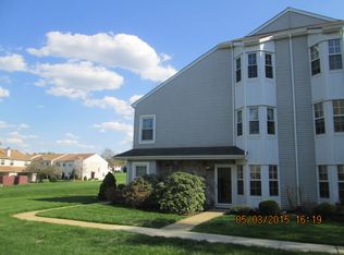 7015 Hopkins Ct, Holland, PA