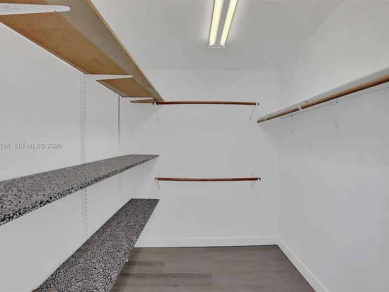 2804 SW 16th St — Photo 12