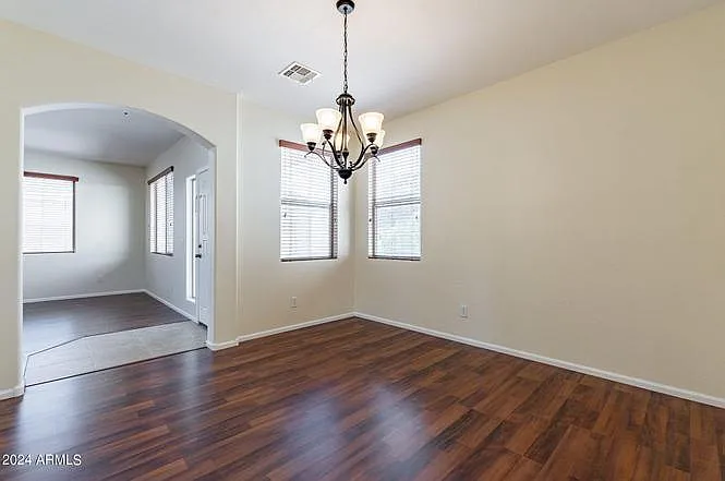 1405 E Baker Dr — Photo 10