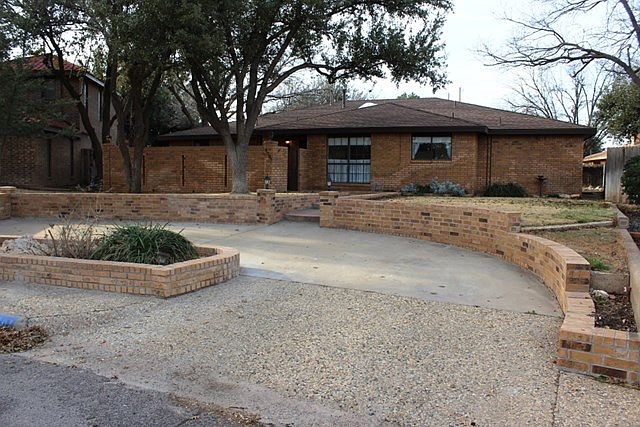 1st image of 3701 Casady Ct