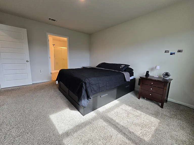 4404 White Cedar Ct — Photo 7