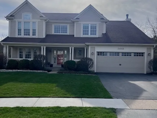 34068 N Sulkey Dr, Grayslake, IL 60030