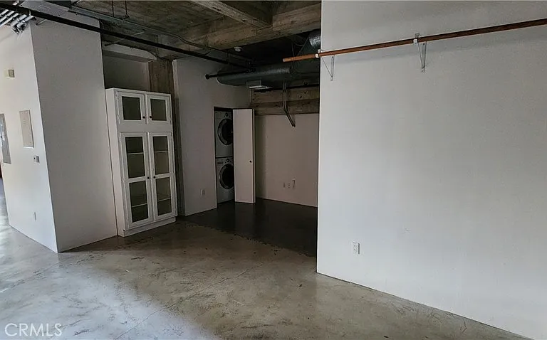 835 Locust Ave #108 — Photo 5