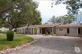 2nd image of 447 Calle Arroyo