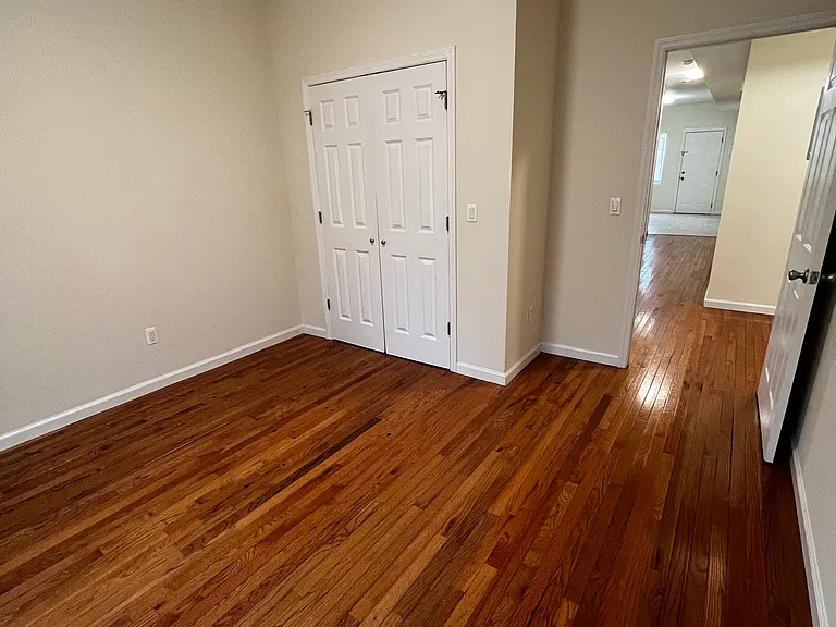 159 Montgomery St #3 — Photo 7