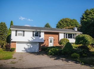 3085 Merchant Rd, Warsaw, NY 14569