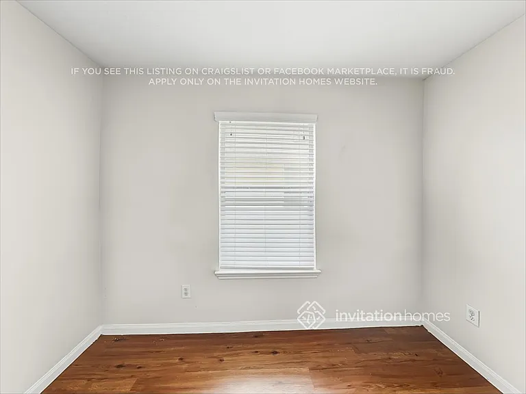 4026 Hawthorn Arbor Ct — Photo 15