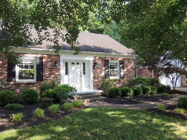 1st image of 2920 Brookwood Dr