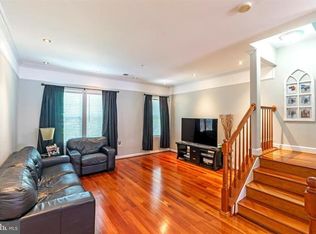42532 Mayflower Ter, Ashburn, VA 20148