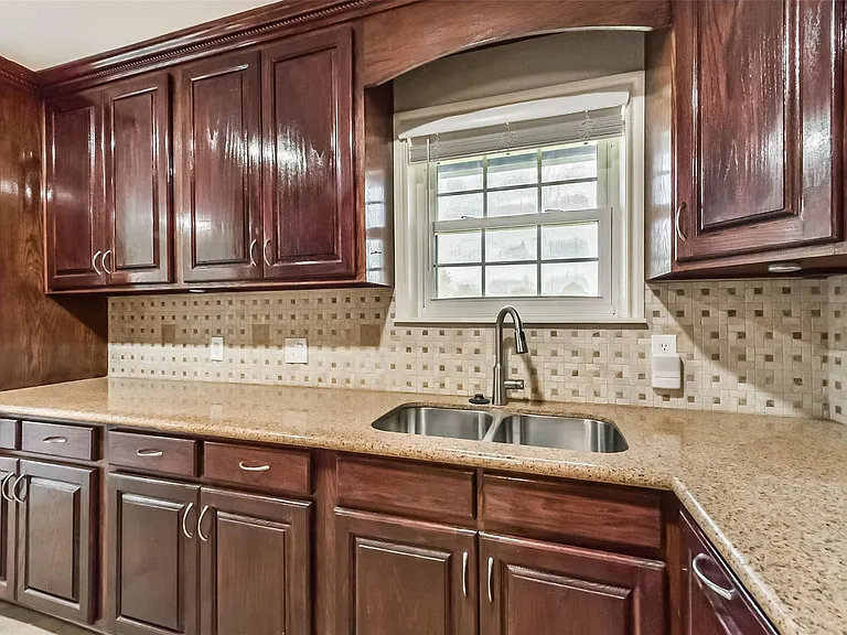 10999 Fairland Dr — Photo 15