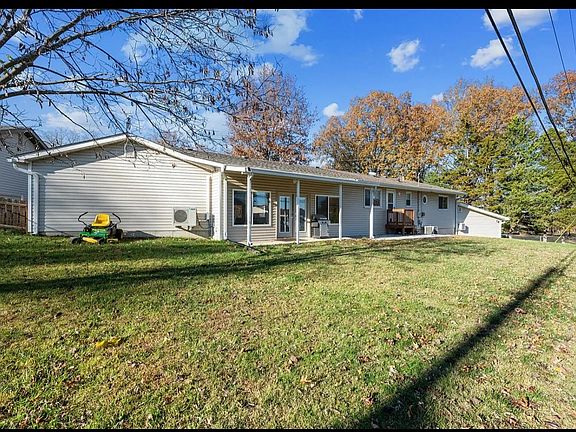 2nd image of 2308 Valley Park Rd