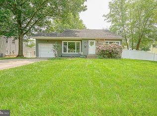 318 Cranford Rd, Cherry Hill, NJ 08003