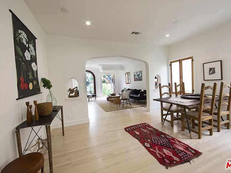 1023 N La Jolla Ave — Photo 6