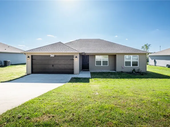 341 Cooper St, Huntsville, AR 72740